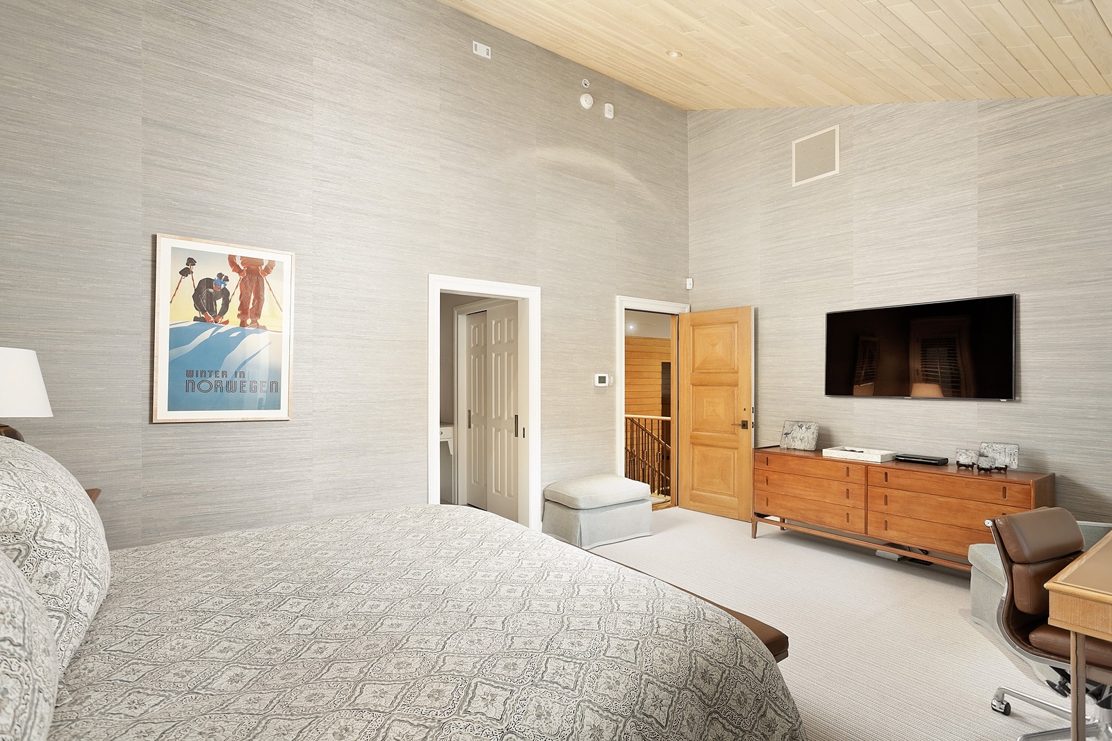 Roaring Manor - Image 29