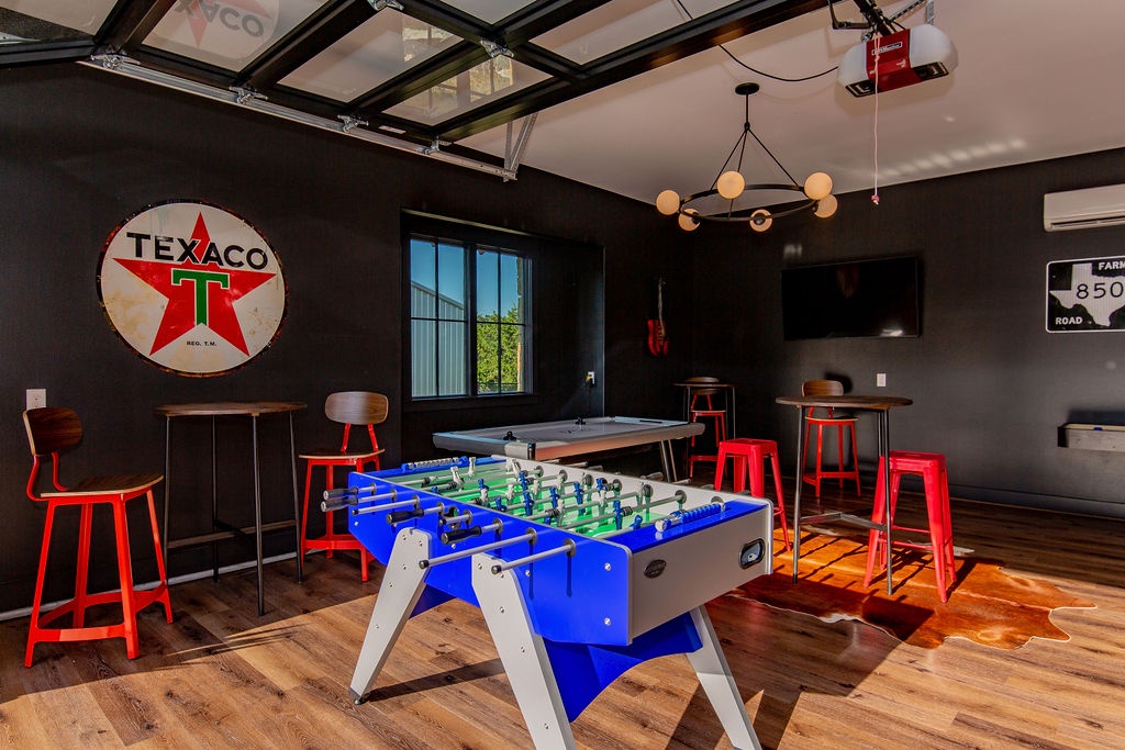 Sky Manor - Image 42