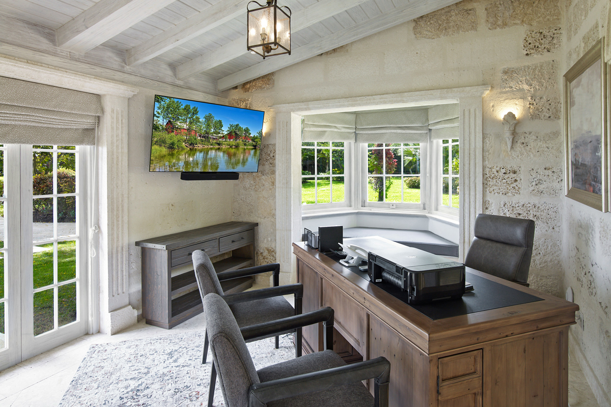 Sea Breeze Manor - Image 23