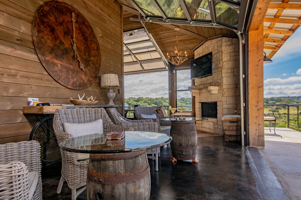 Live Oak Home - Image 30