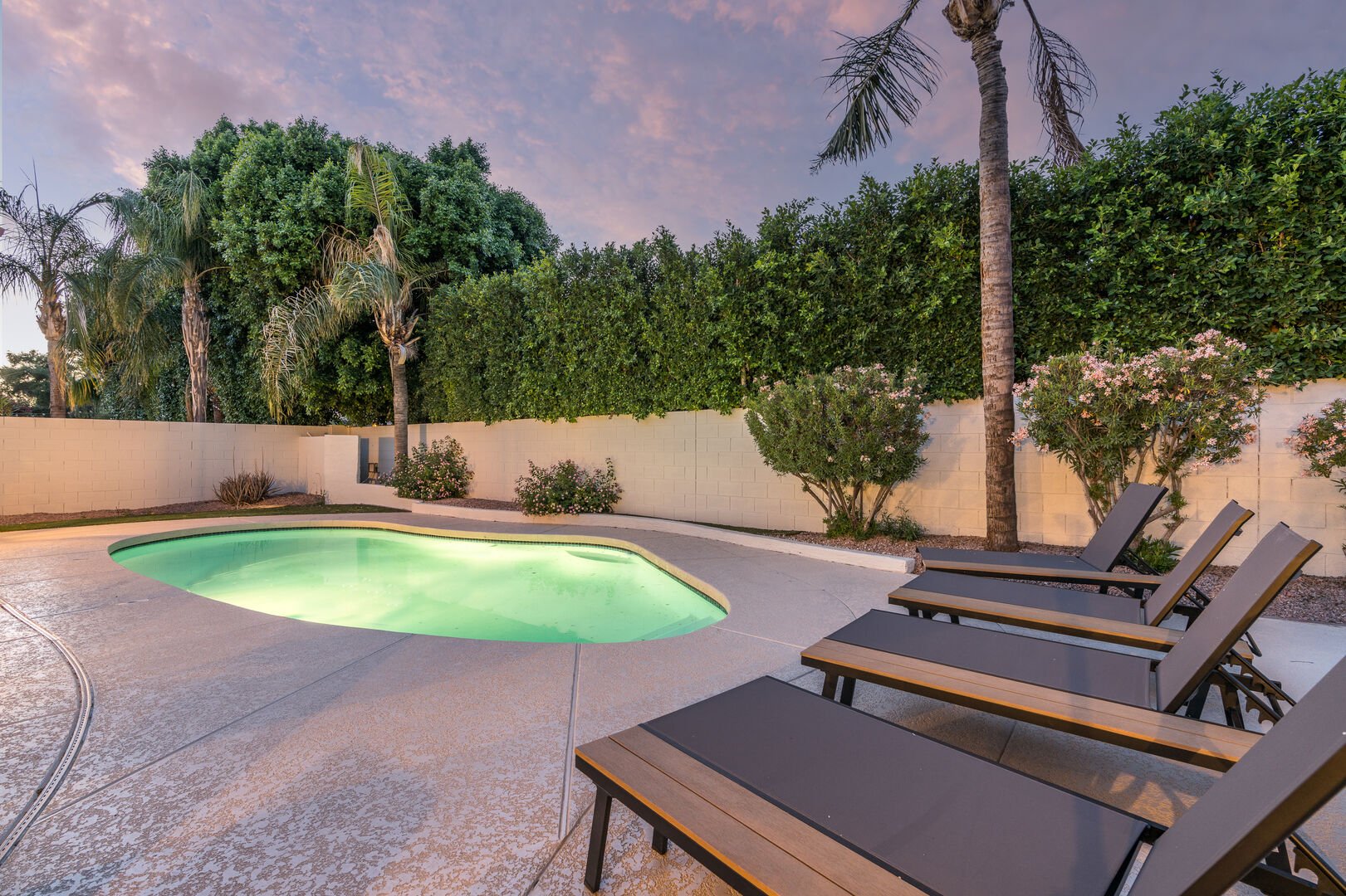 Sandra Place - Image 35