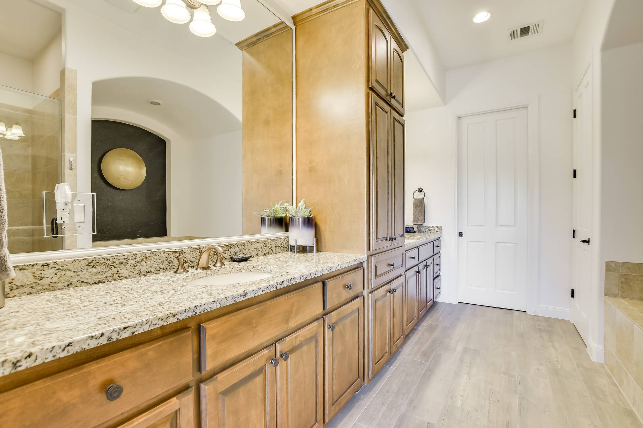 Parker Home - Image 24