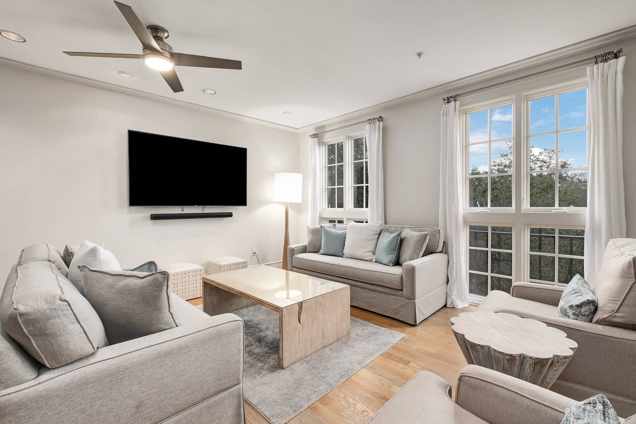 Lagoon Home - Image 4