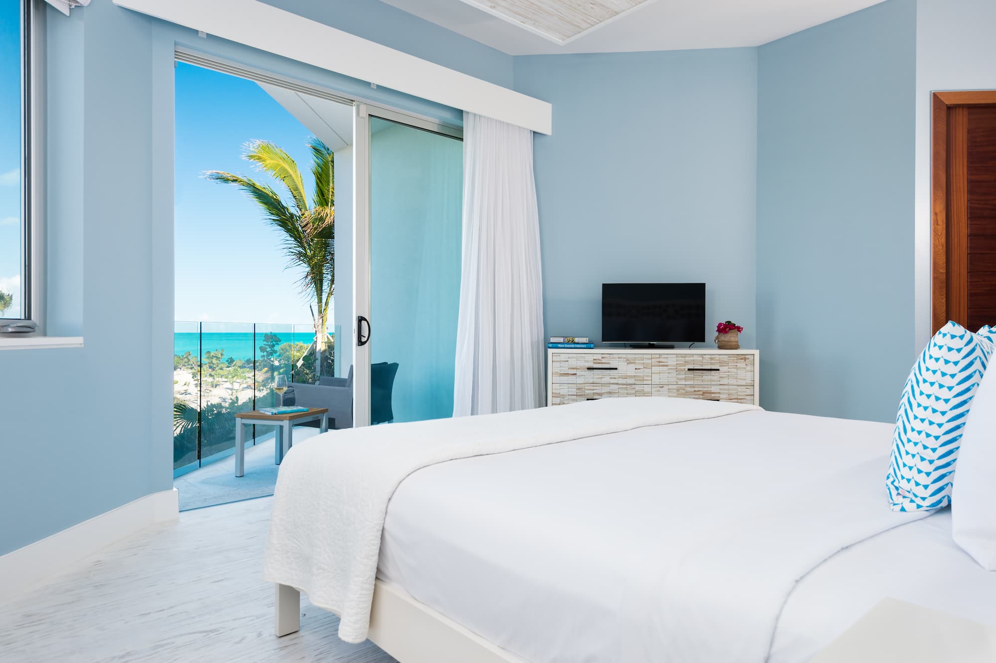 Ocean Waves Place - Image 14