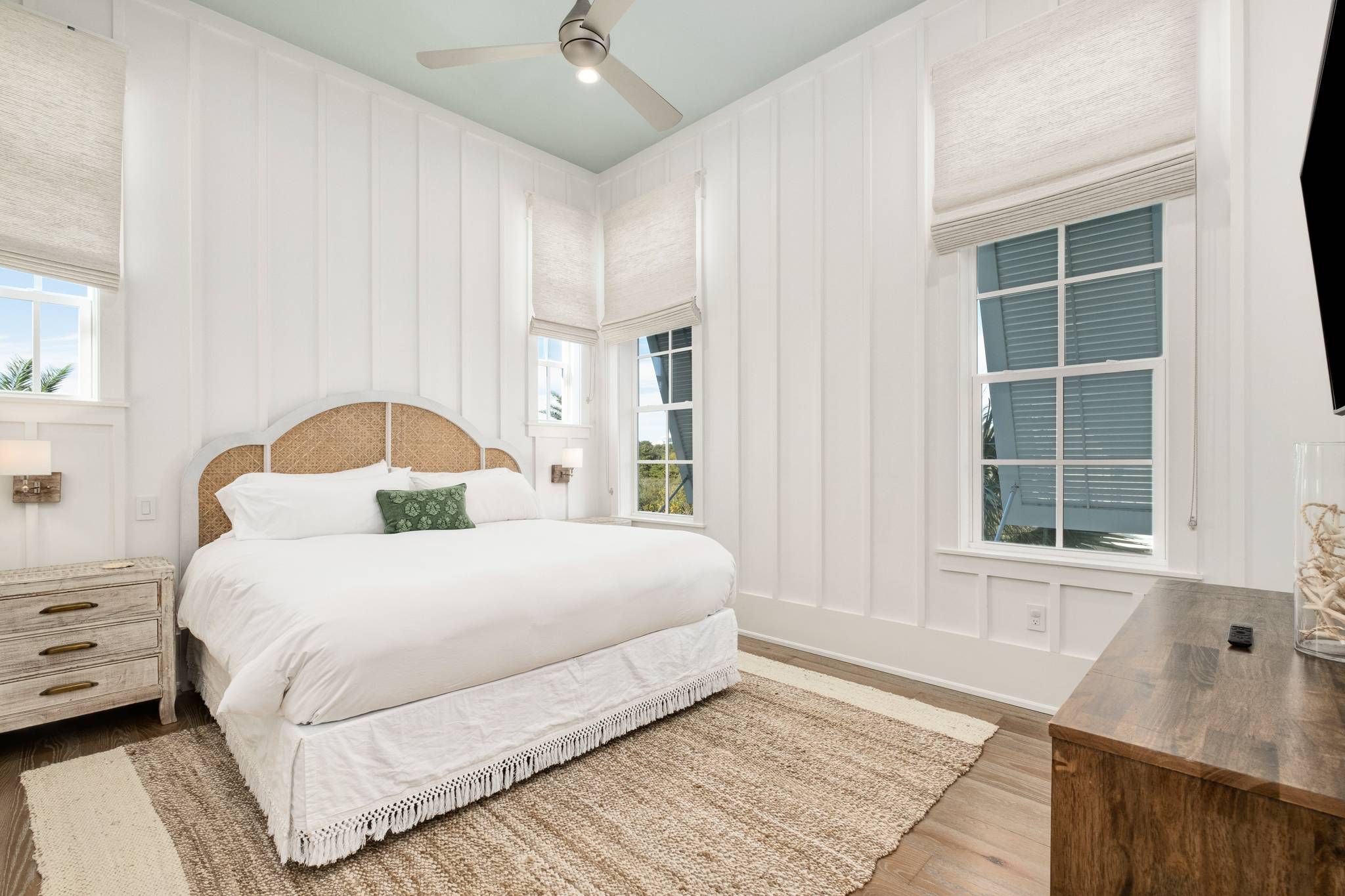 White Marlin Manor - Image 25