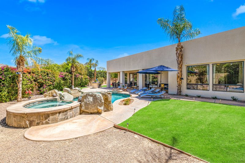 Josefina Villa - Image 49