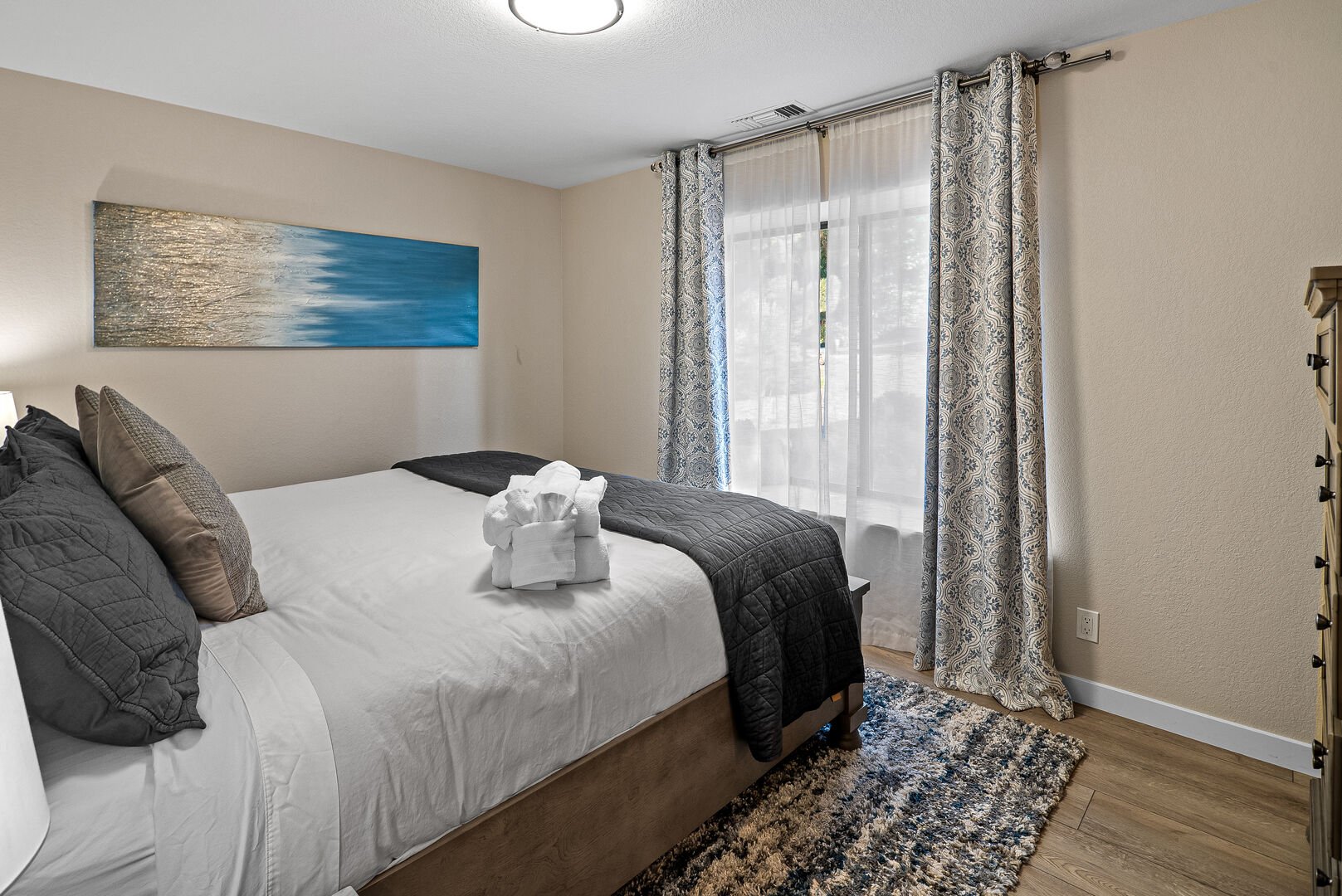 Saddle Peak Home - Image 24