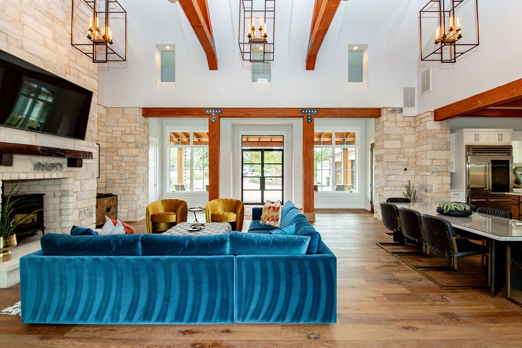 Sky Manor - Image 12