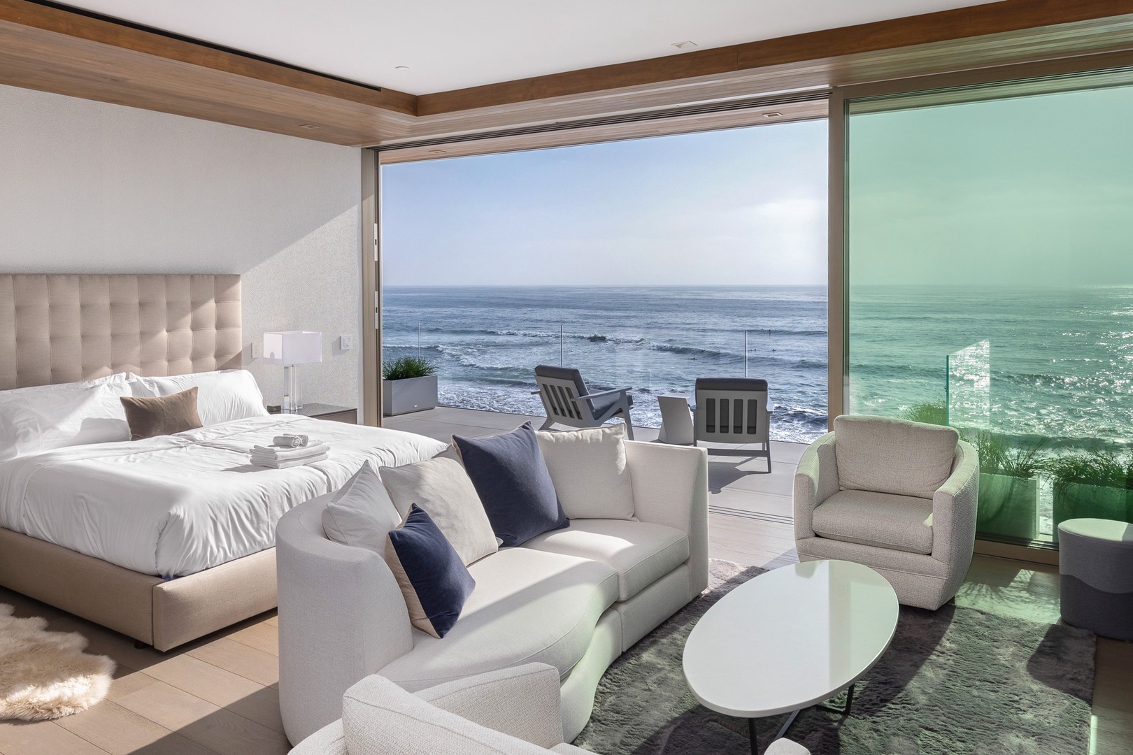 Blue Sapphire House - Image 16