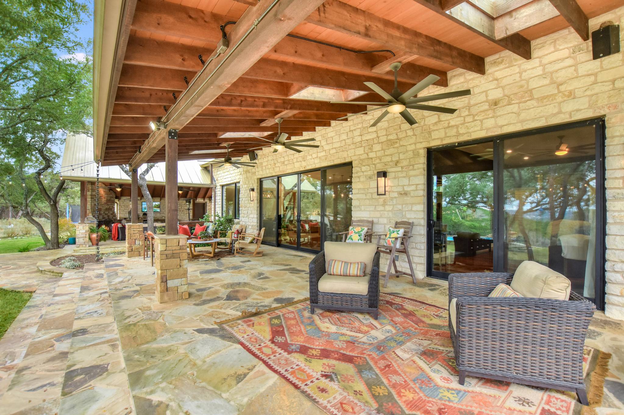 Scrub Oak House - Image 29