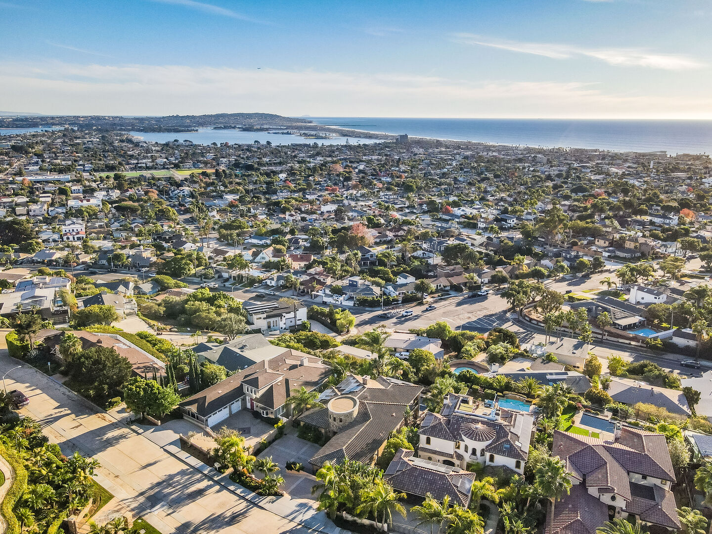 Campana House - Image 52