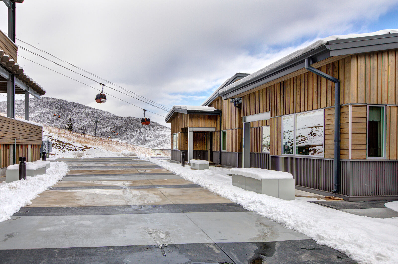 West House - Image 2