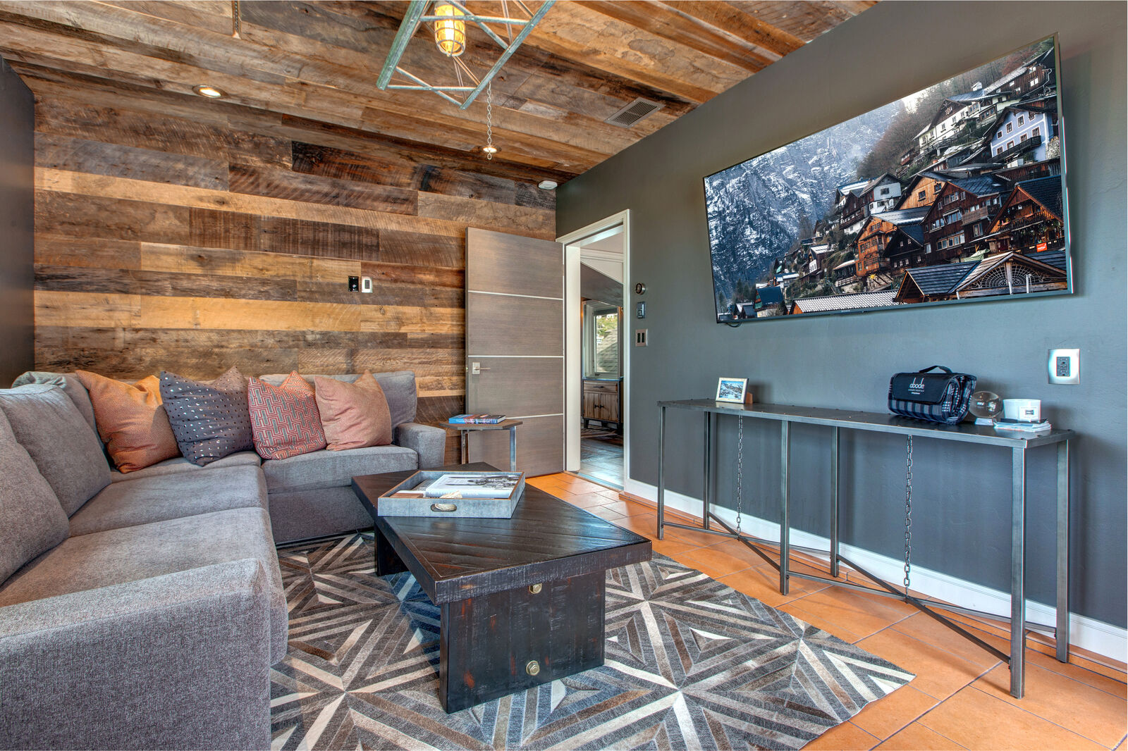 Boulder House - Image 42