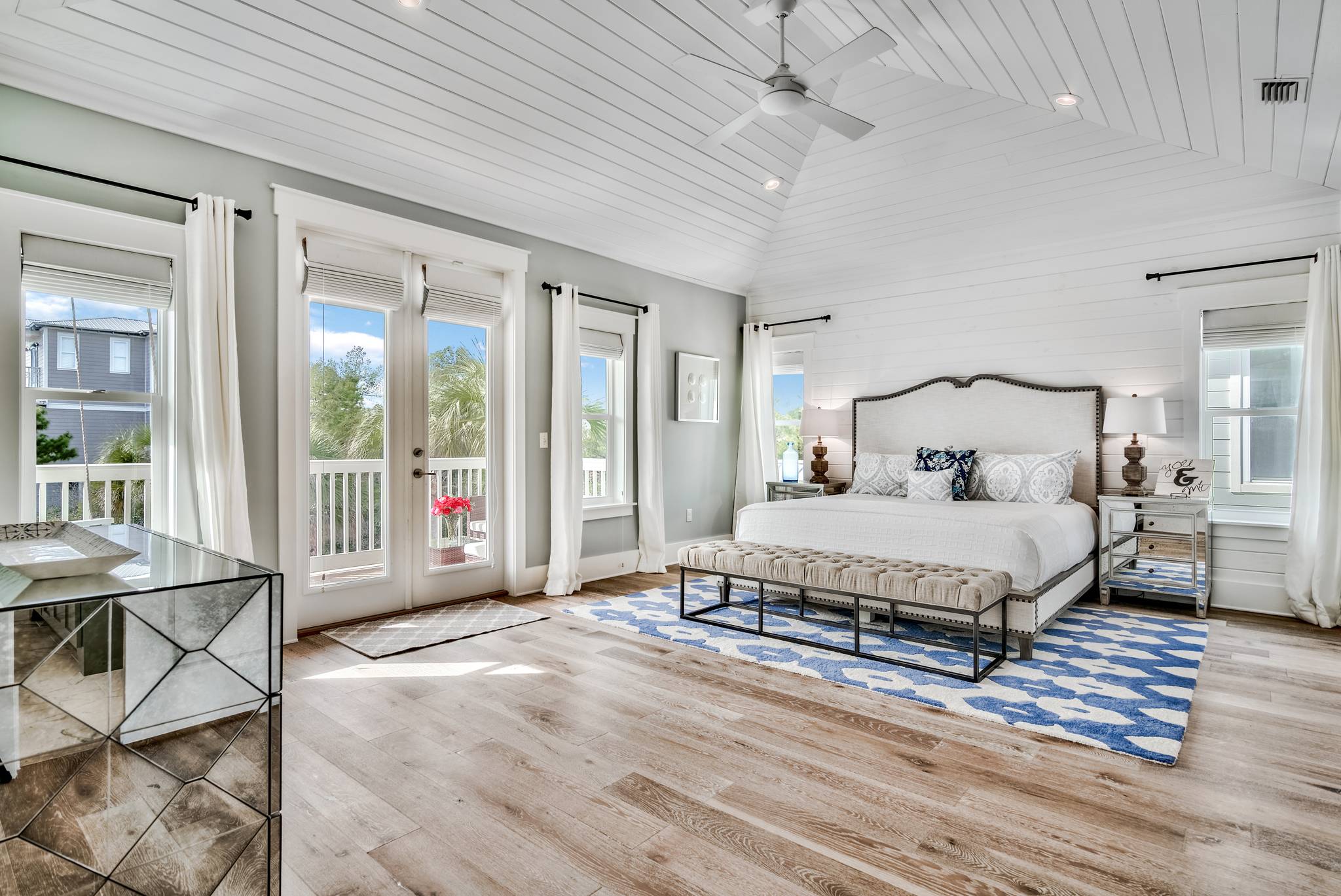 Blue Crab House - Image 16