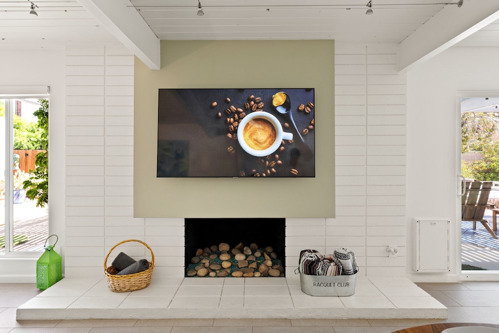 Mid Century Ranch - Private Resort-style Pool! - Image 8