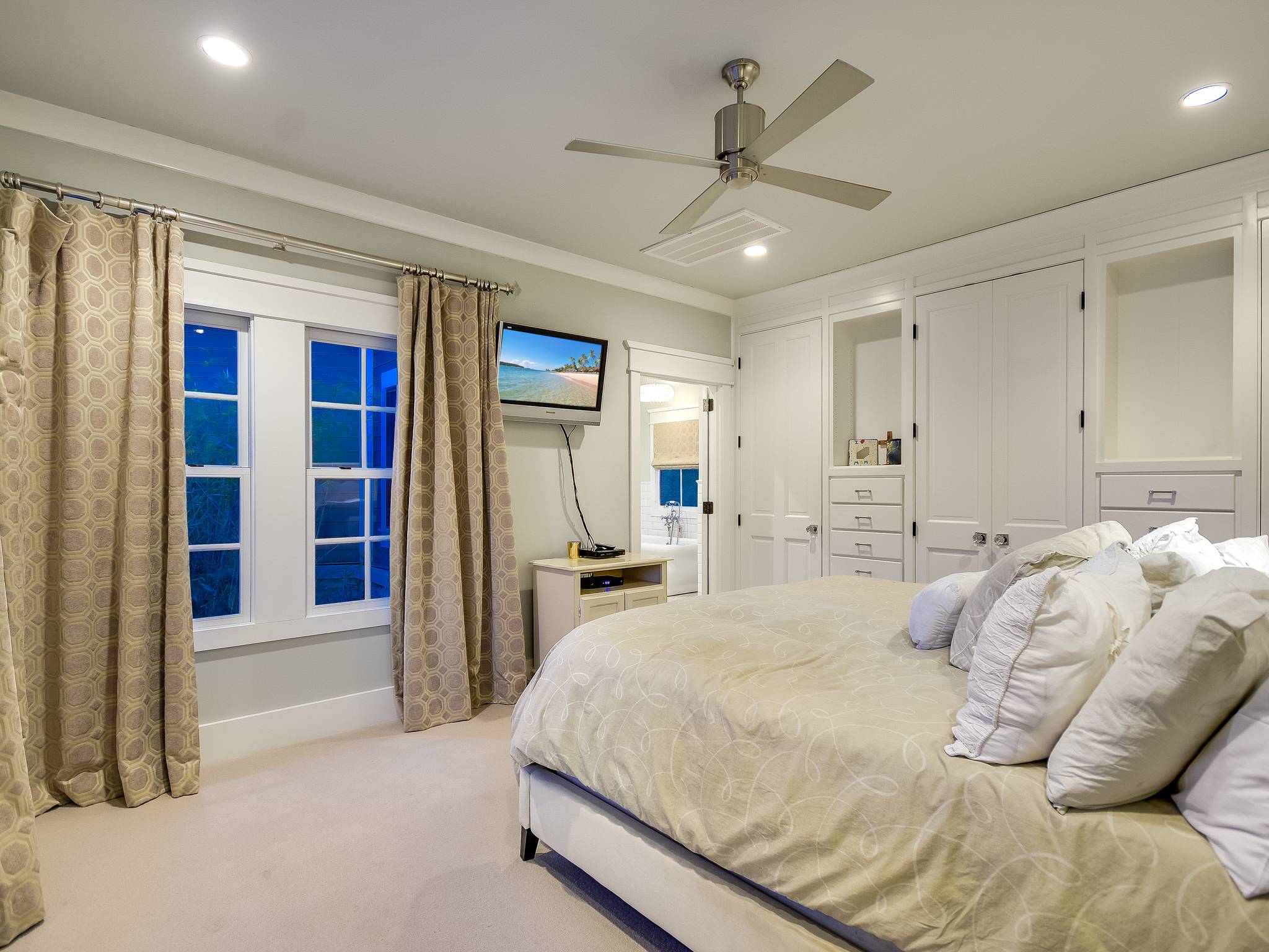 Walker Manor - Image 18