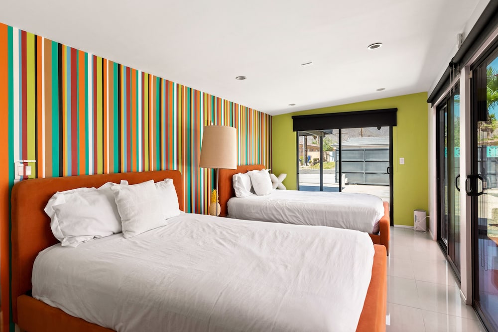 Modern Desert Oasis - Image 4