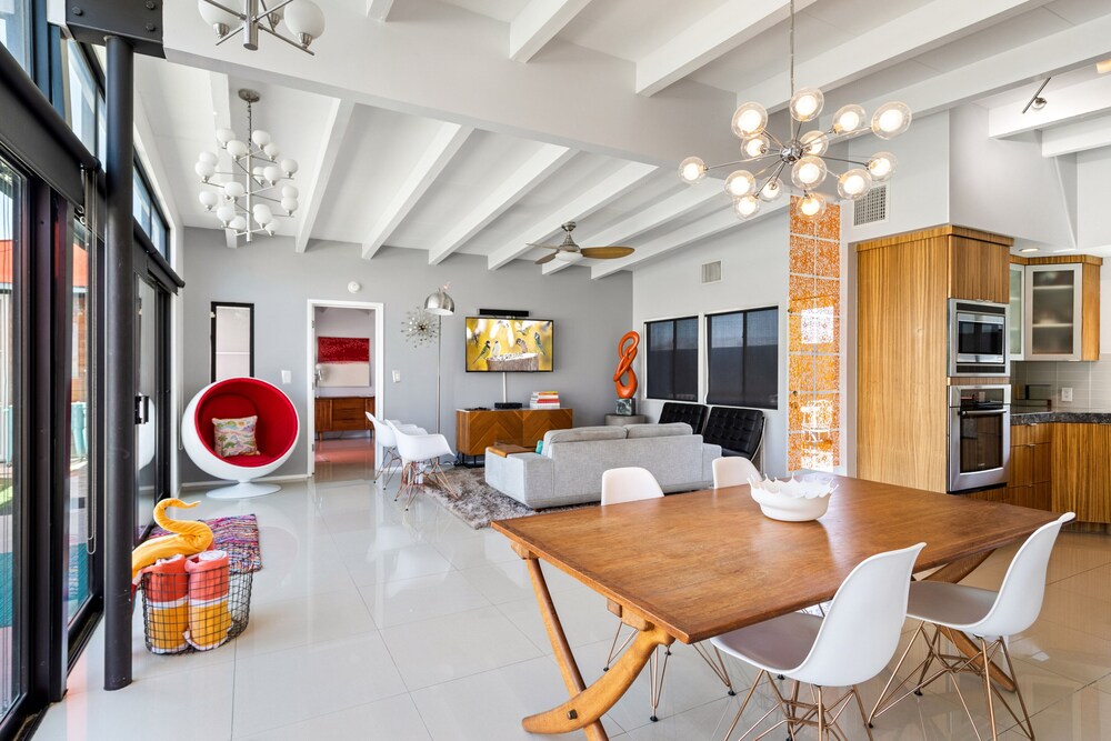 Modern Desert Oasis - Image 21