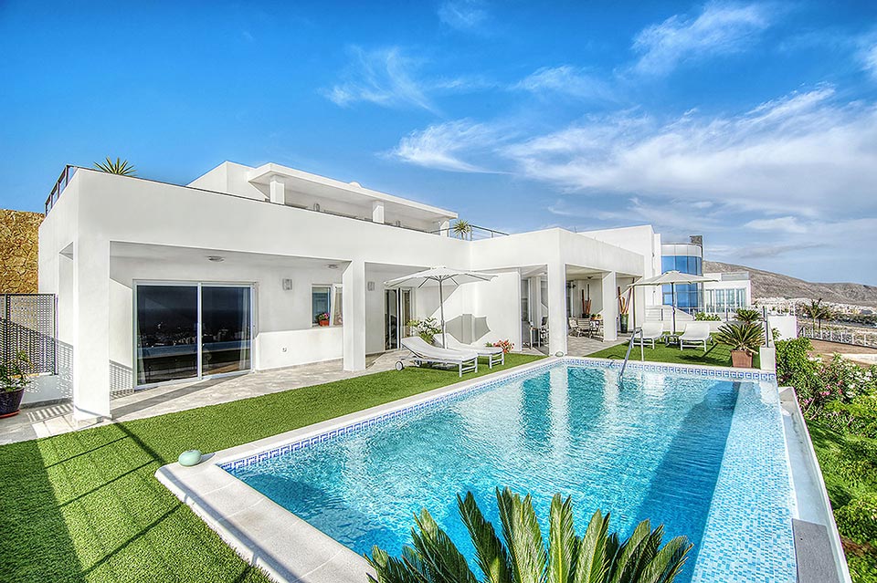 Modern Mansion - Image 5