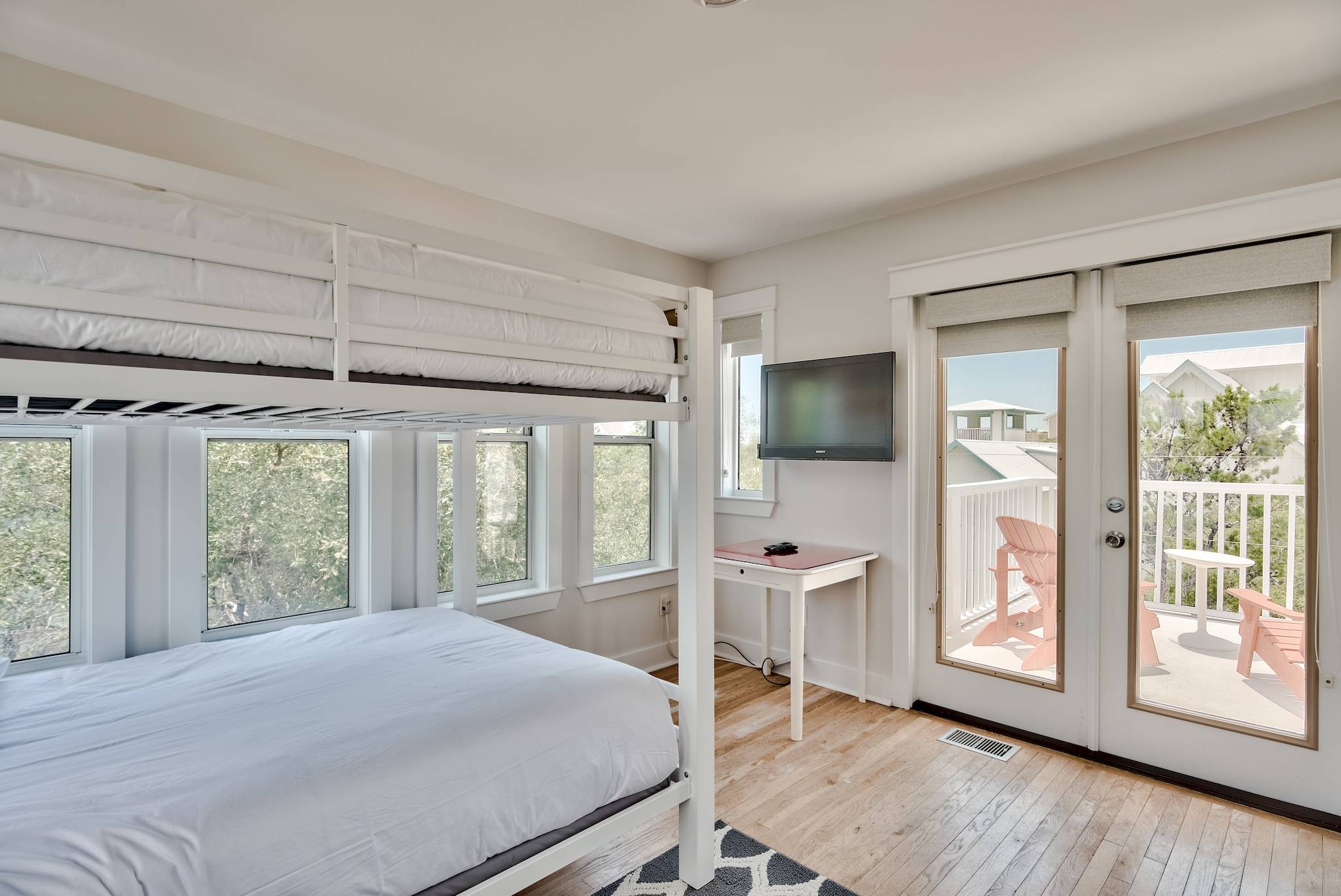 Sandfish House - Image 30