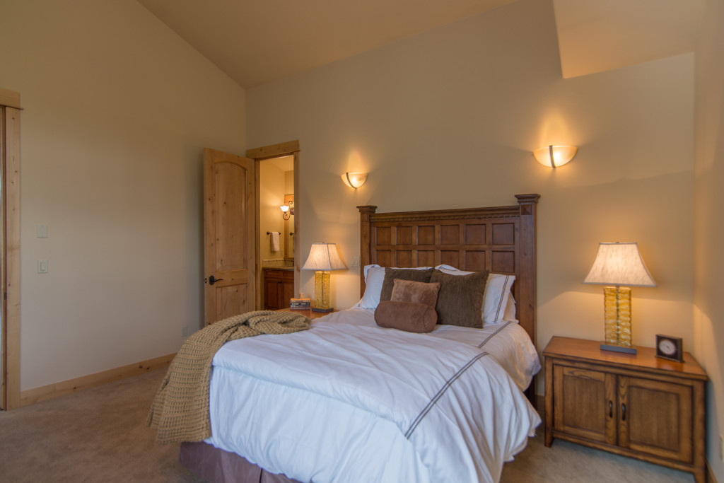 Ponderosa Home - Image 15