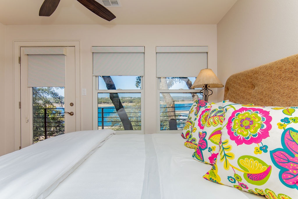 Lakeshore Place - Image 23