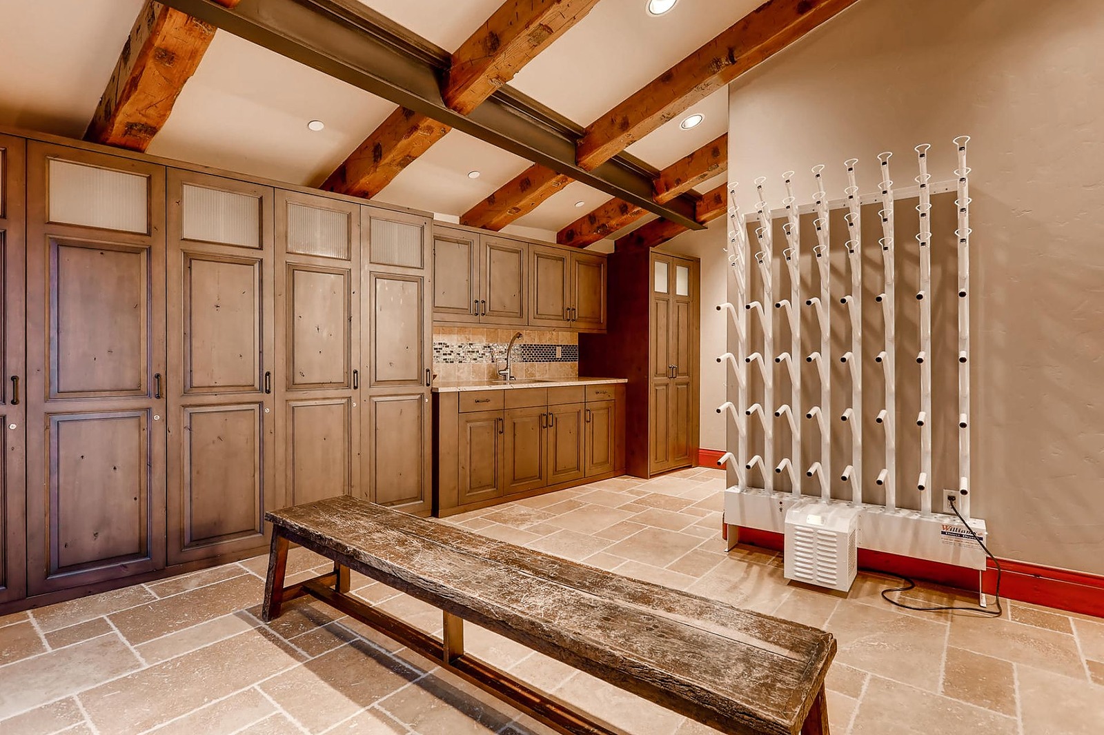 Snow Manor - Image 42