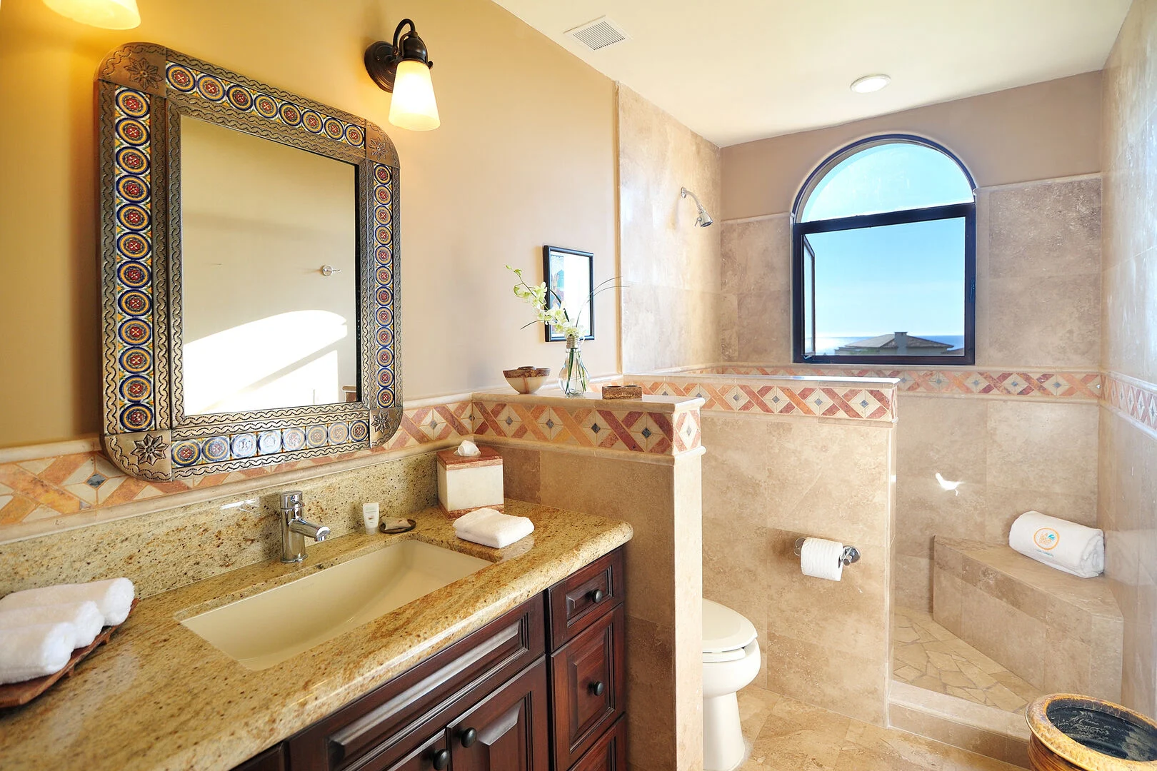 Toyon House - Image 15