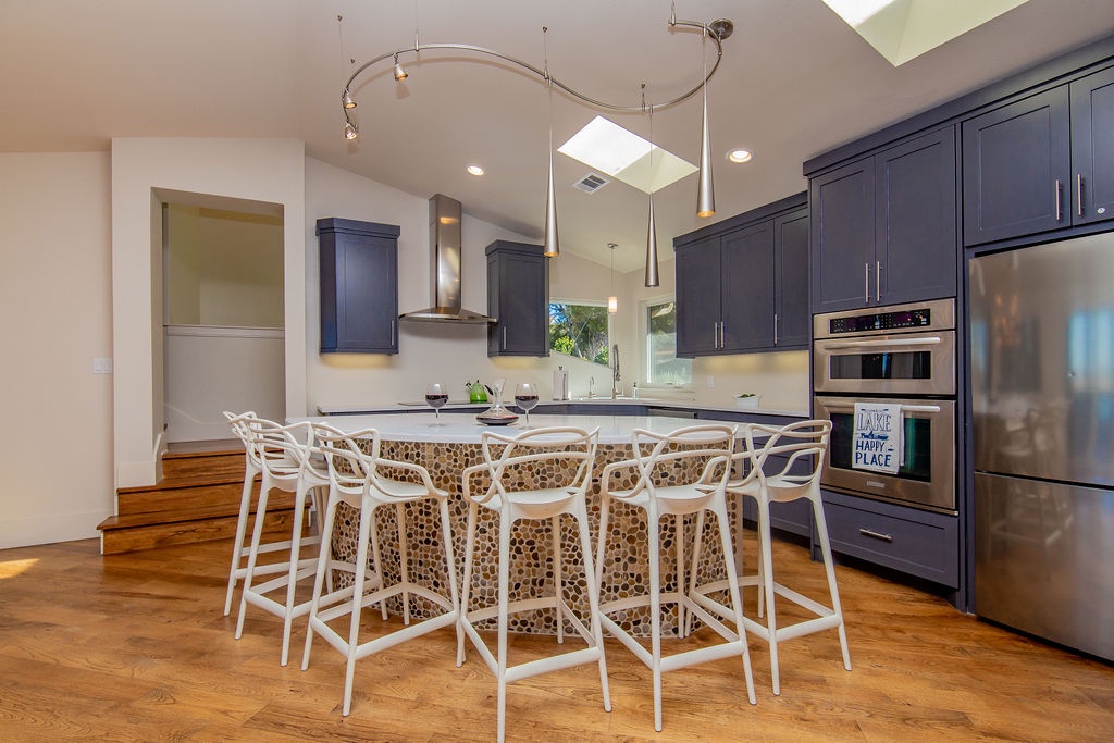 Lakeshore Place - Image 9