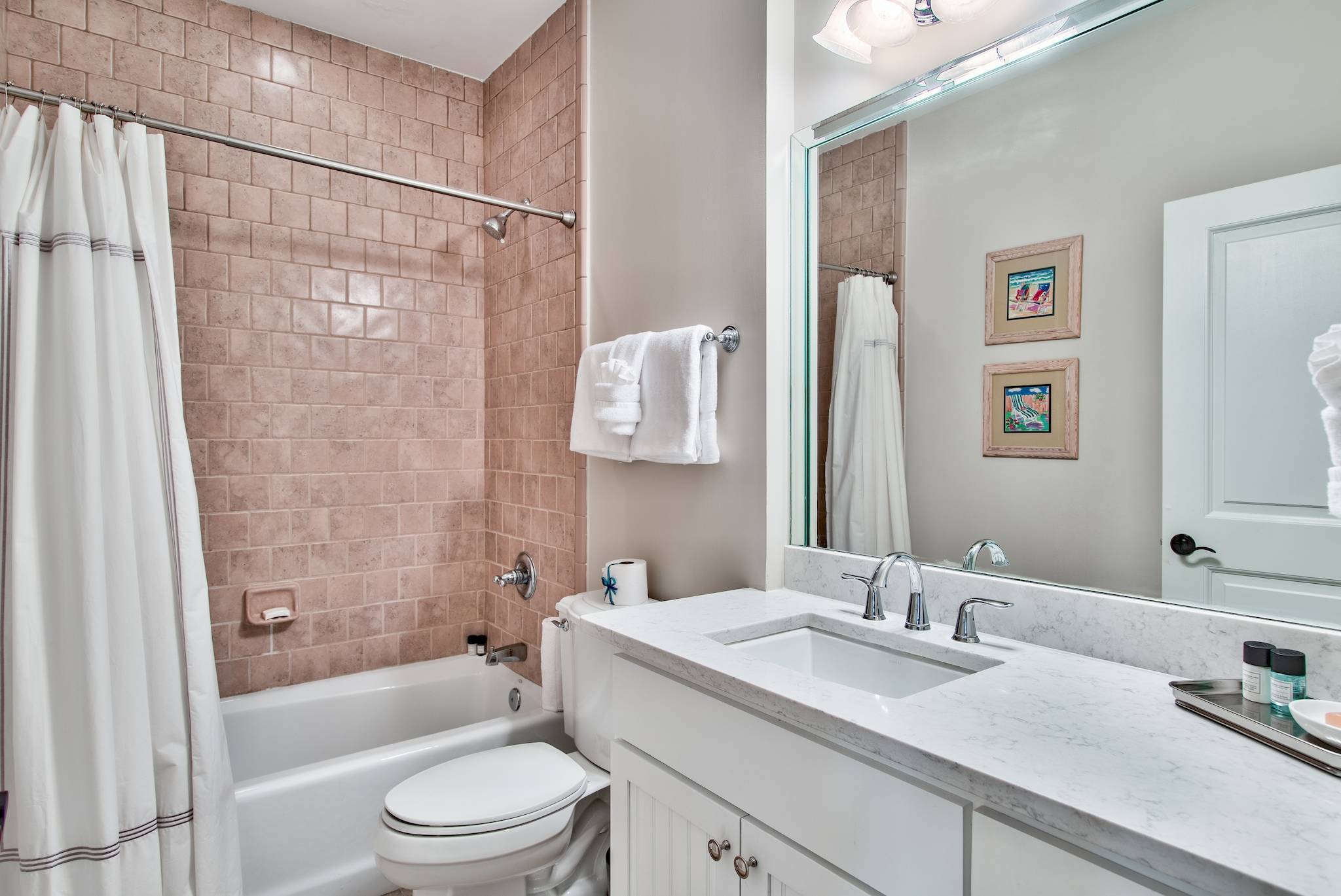 Black Marlin Home - Image 10