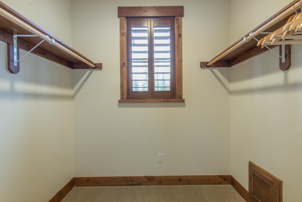 White Fir Home - Image 25