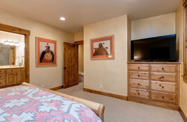 Edge Home - Image 20