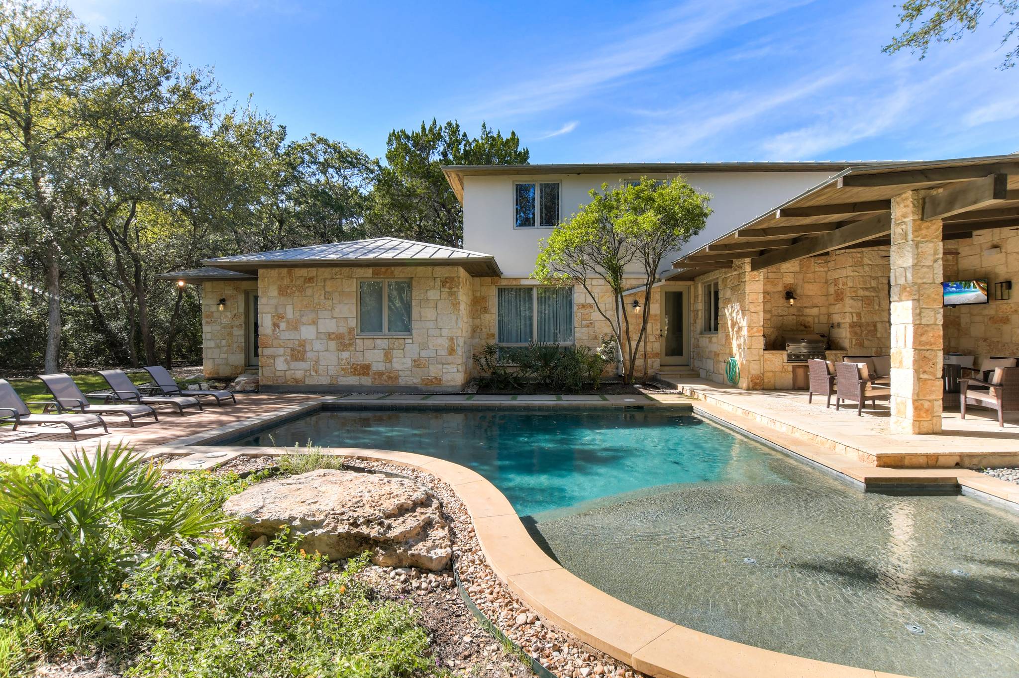 Sabino Place - Image 44