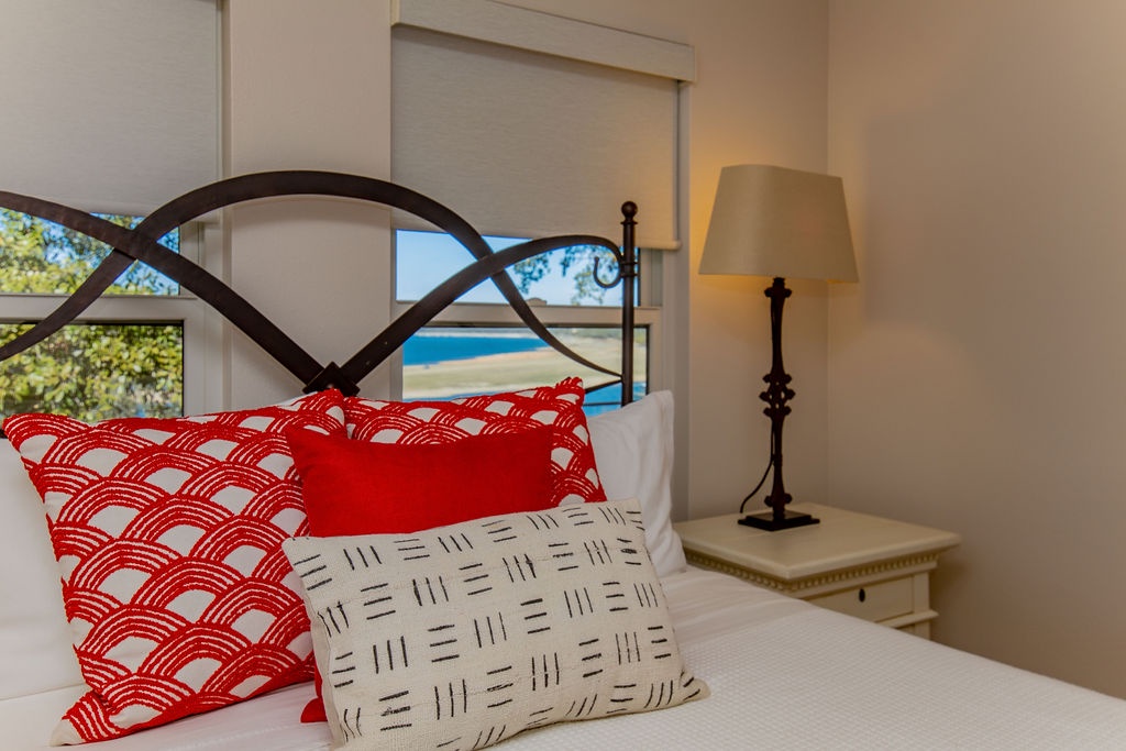 Lakeshore Place - Image 20