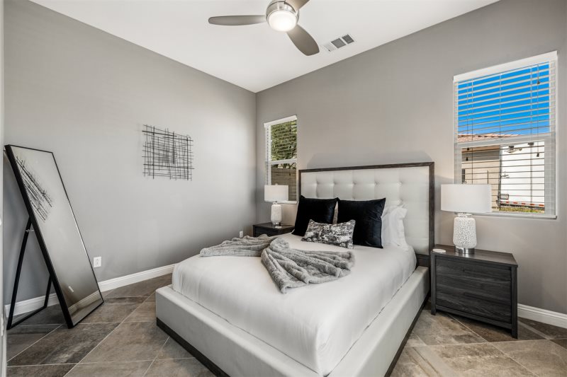 Selena Place - Image 33