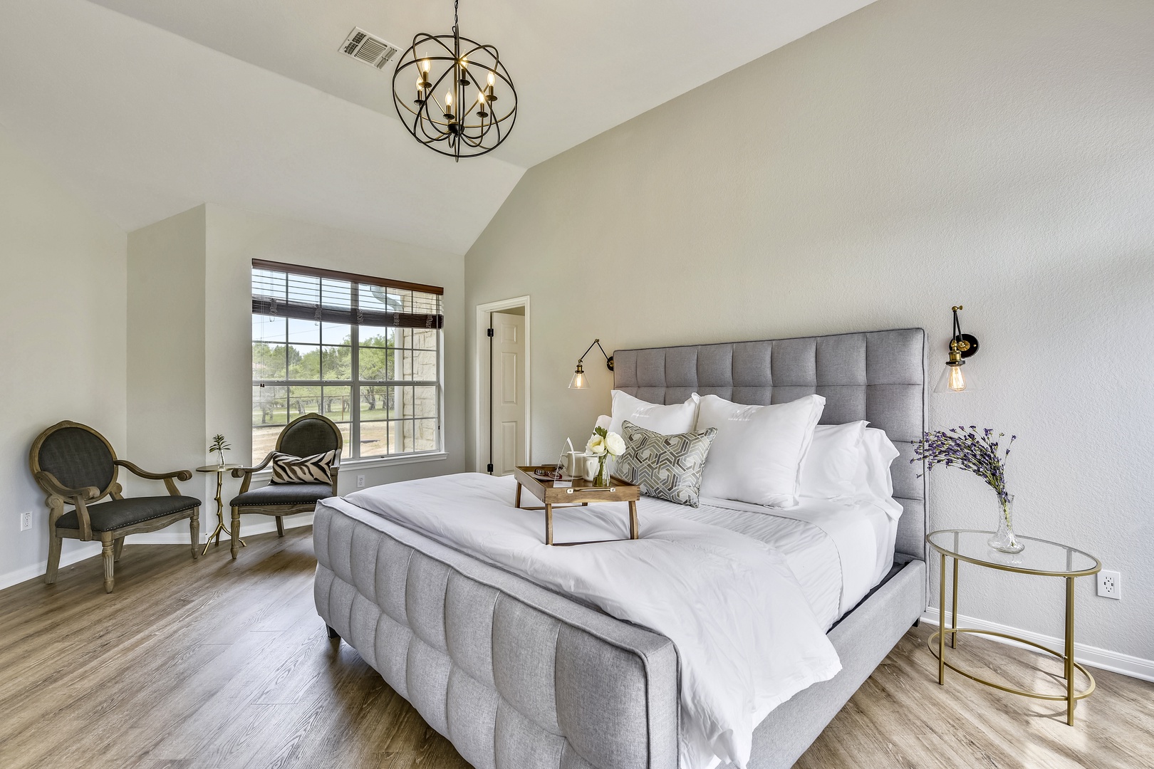 Sundown Manor - Image 20