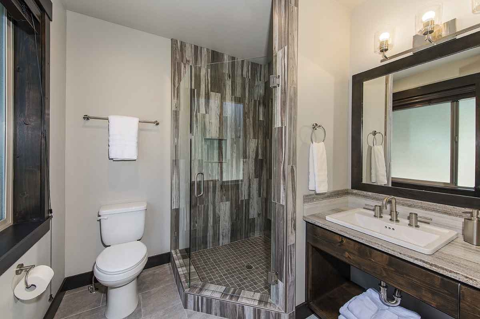 Copper Manor - Image 27