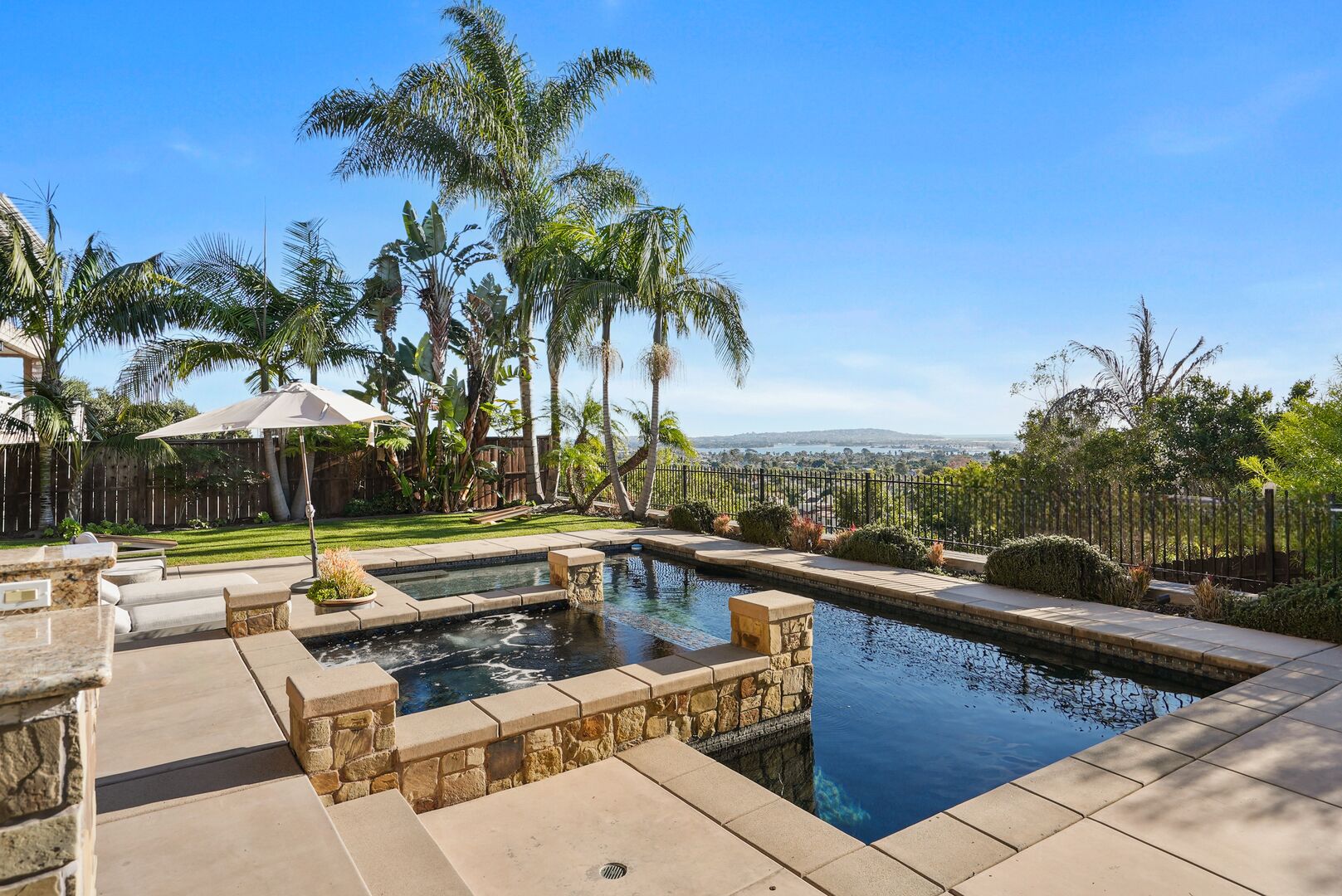 Campana House - Image 44