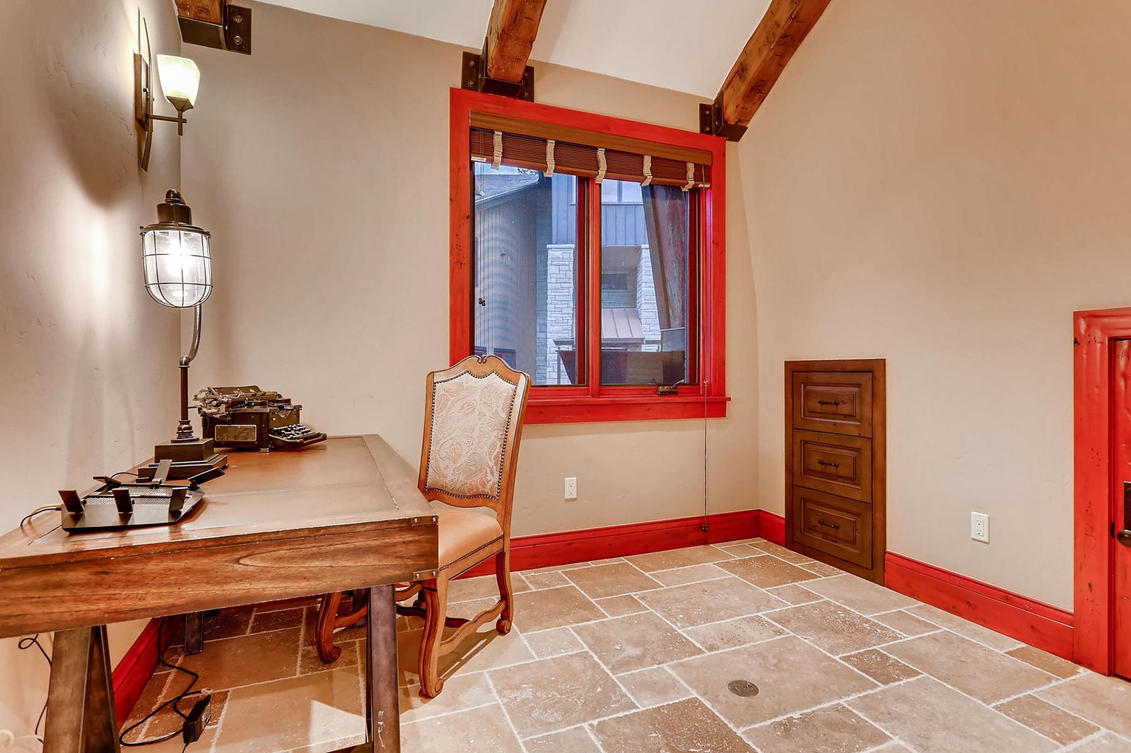 Snow Manor - Image 40