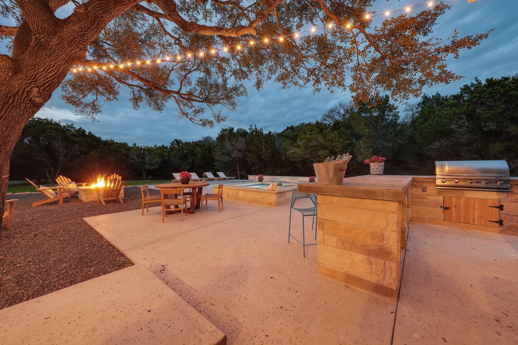 Hideaway Manor - Image 51