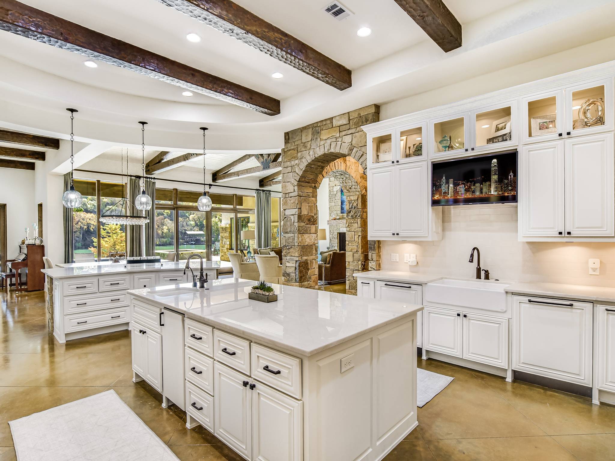 Patterson Manor - Image 13