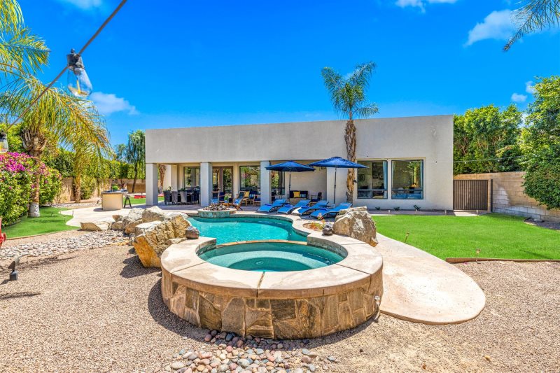 Josefina Villa - Image 44