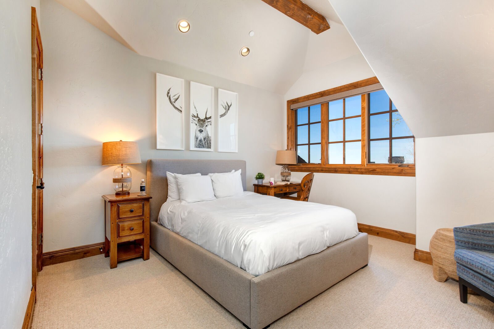 Star House - Image 30