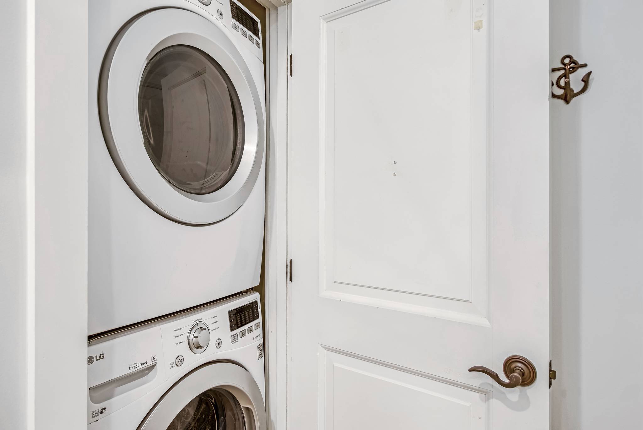 Augustine Home - Image 14