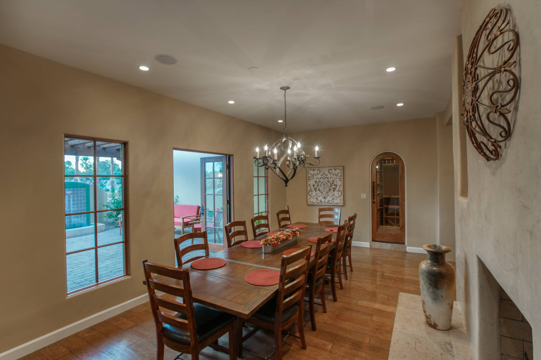 Sunrise Manor - Image 8