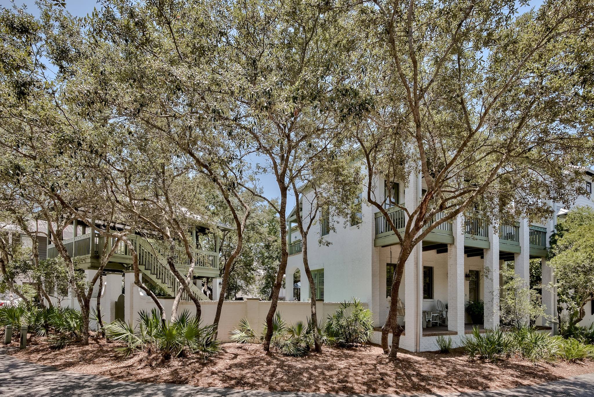 Inez House - Image 24