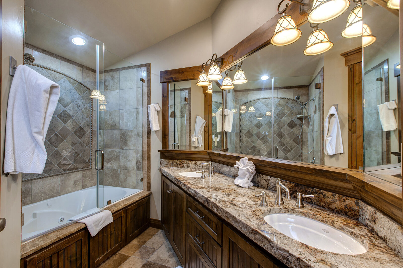 Daly House - Image 14