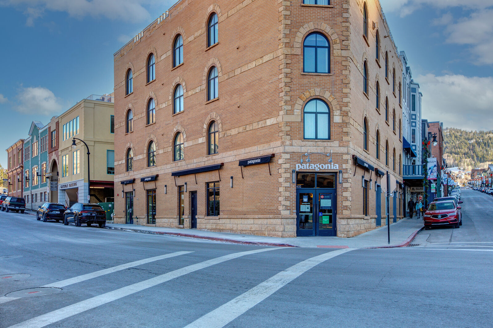 Silver Home - Image 39