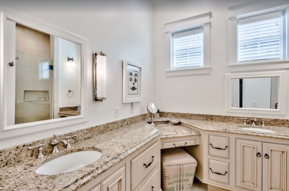 Water House - Image 19