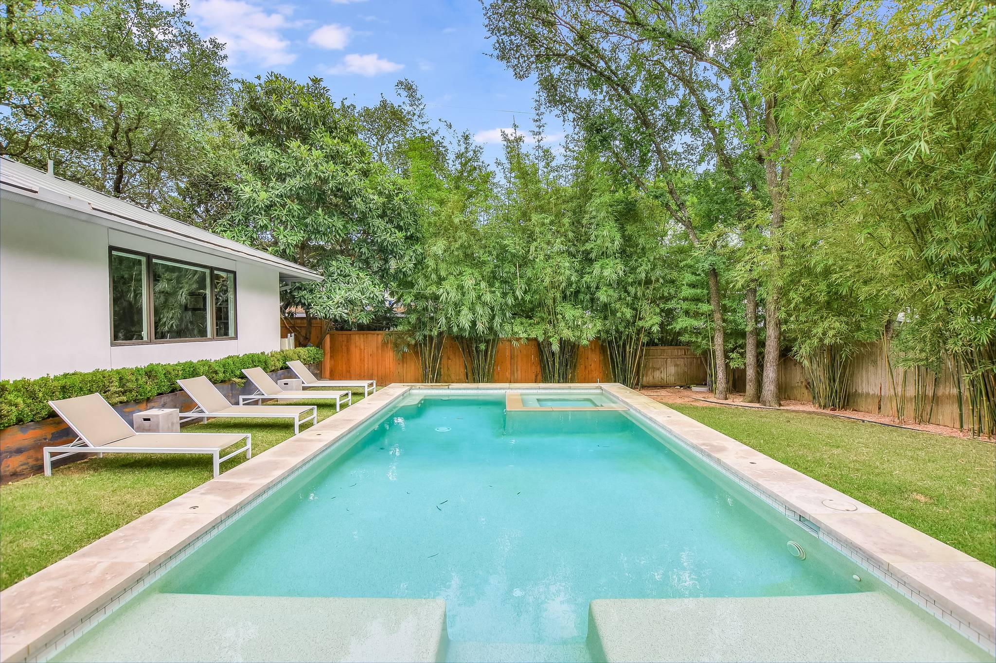 Mills Home - Image 39